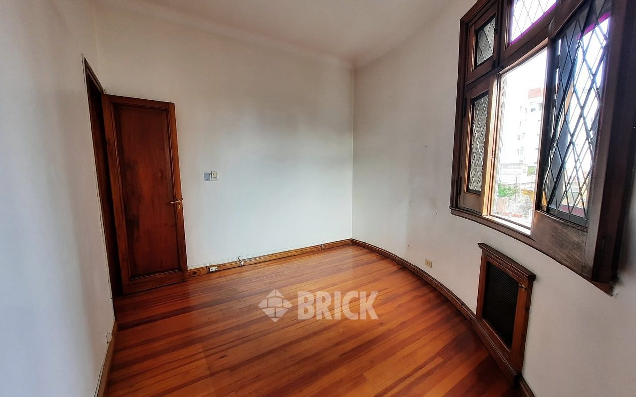 SANTIAGO DEL ESTERO al 1000 Piso 3 10