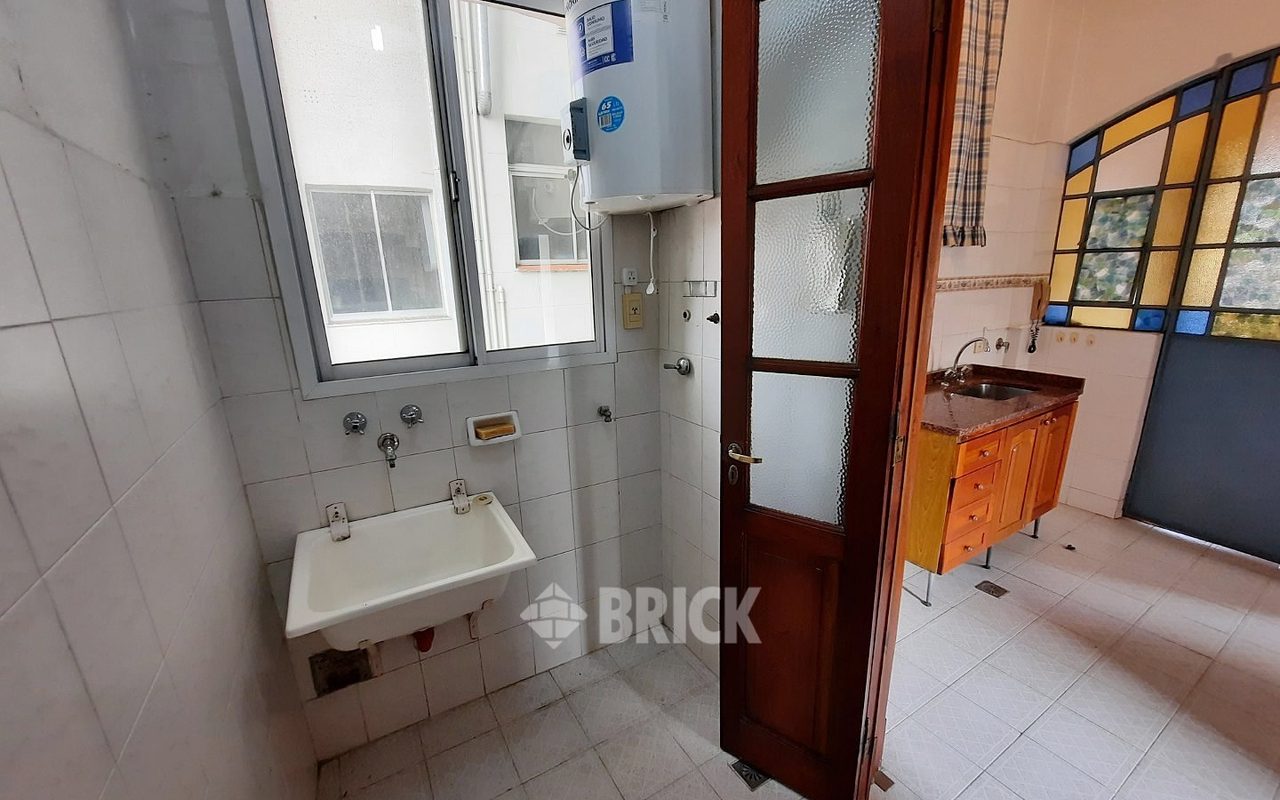 SANTIAGO DEL ESTERO al 1000 Piso 3 25