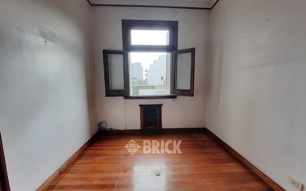 SANTIAGO DEL ESTERO al 1000 Piso 3 6