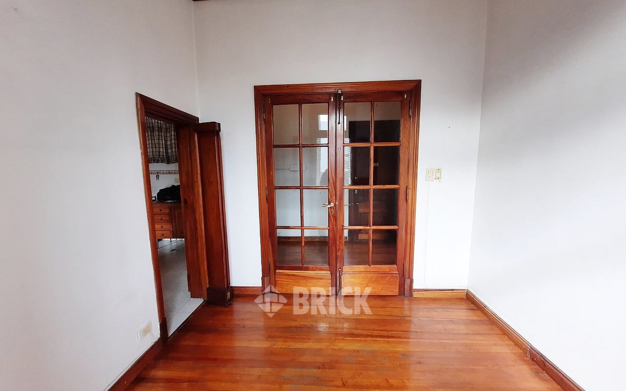 SANTIAGO DEL ESTERO al 1000 Piso 3 7