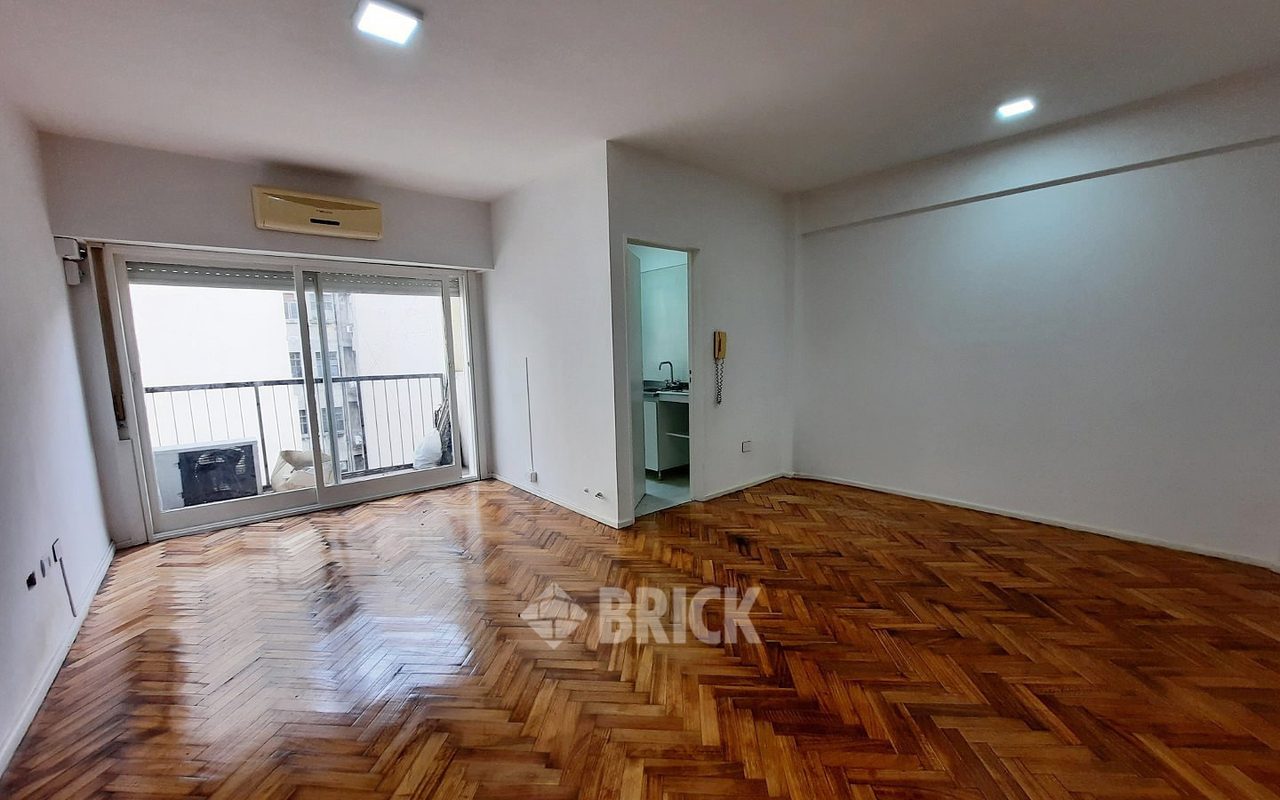 SUIPACHA al 700 Piso 12 1