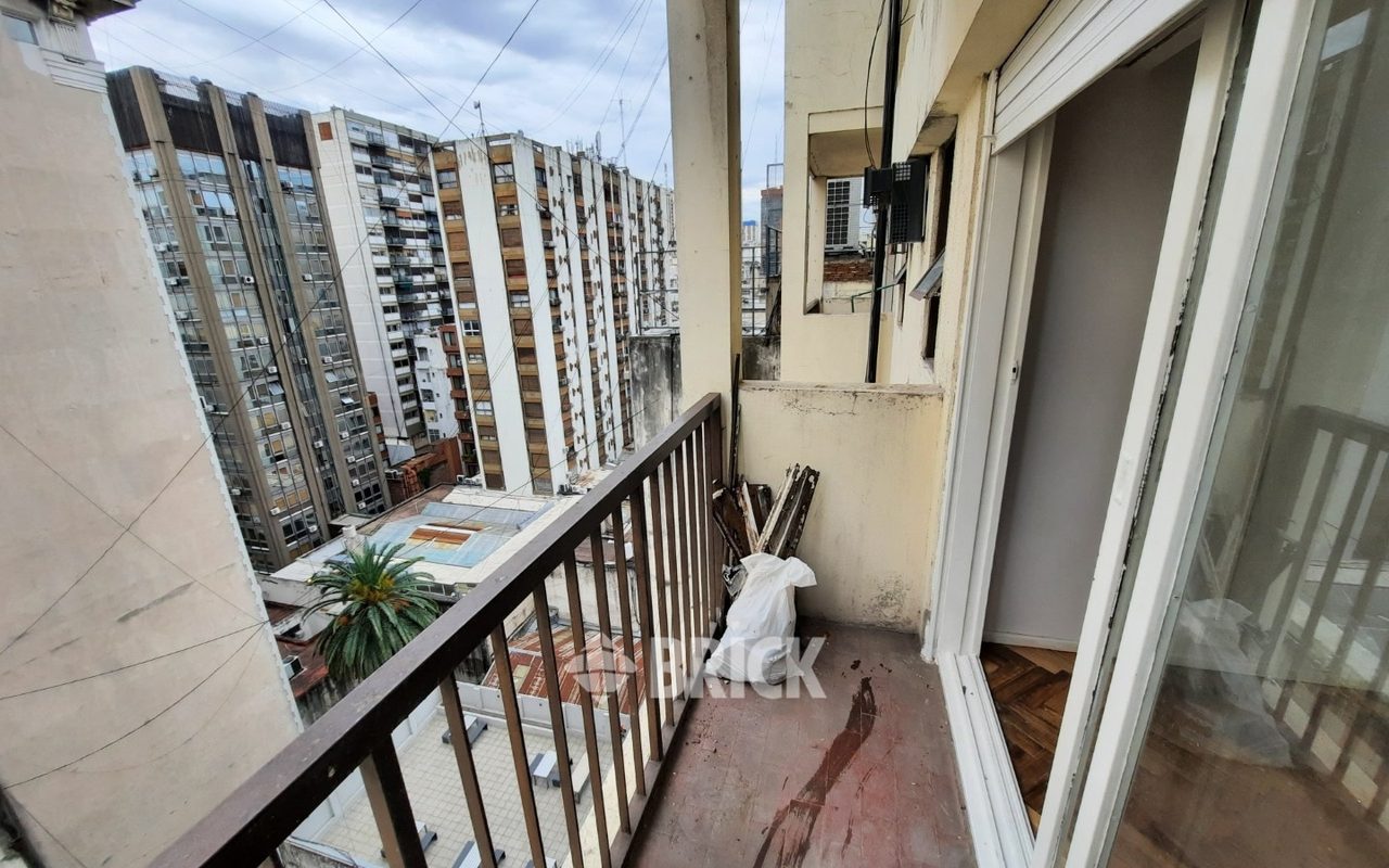 SUIPACHA al 700 Piso 12 12