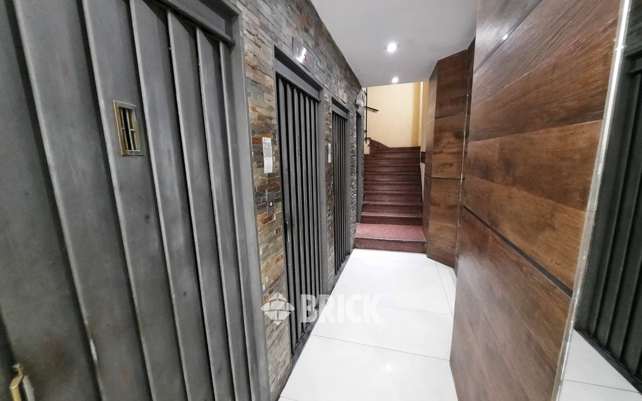 SUIPACHA al 700 Piso 12 23