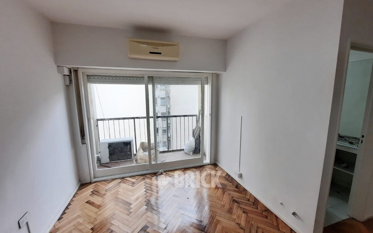 SUIPACHA al 700 Piso 12 5