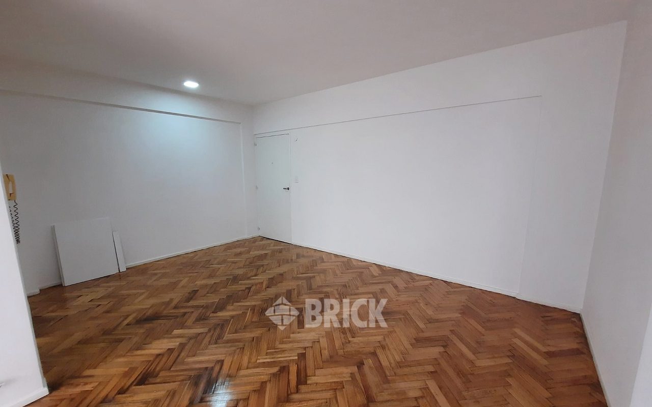 SUIPACHA al 700 Piso 12 7