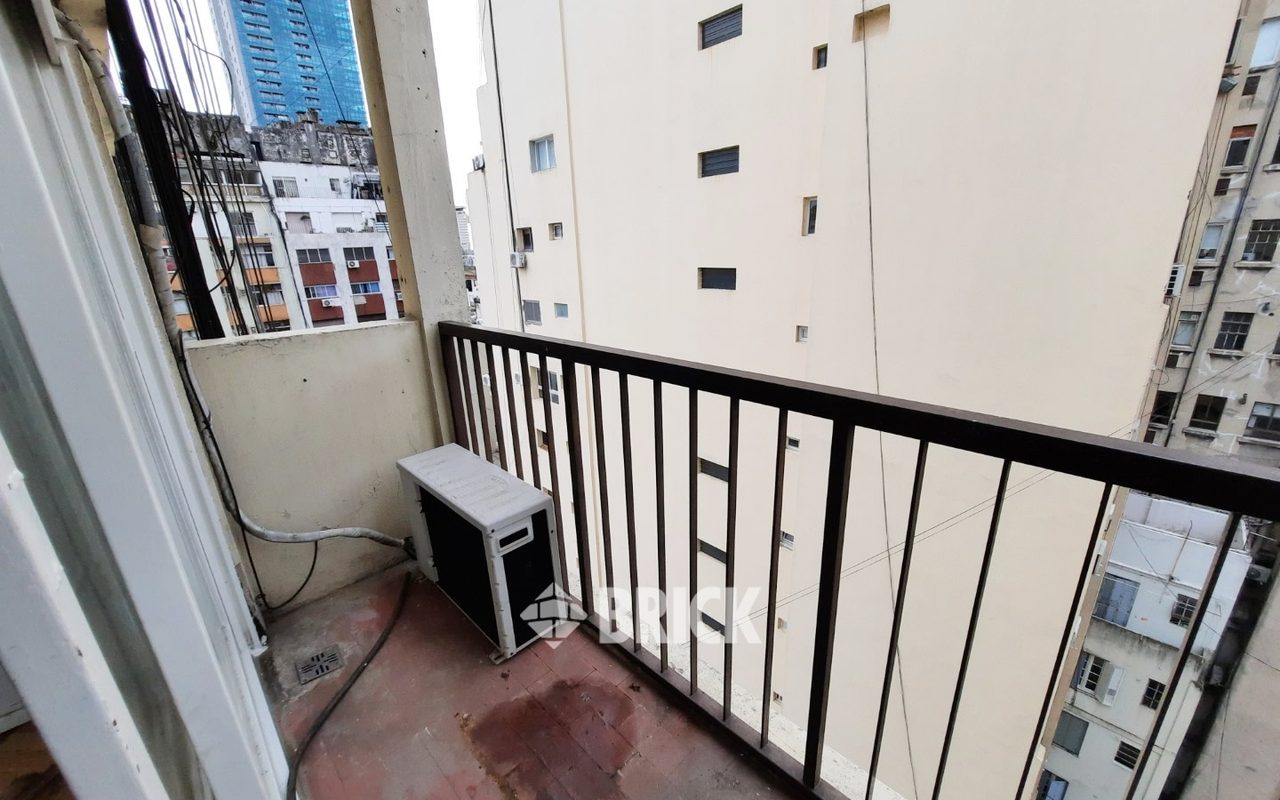 SUIPACHA al 700 Piso 12 9