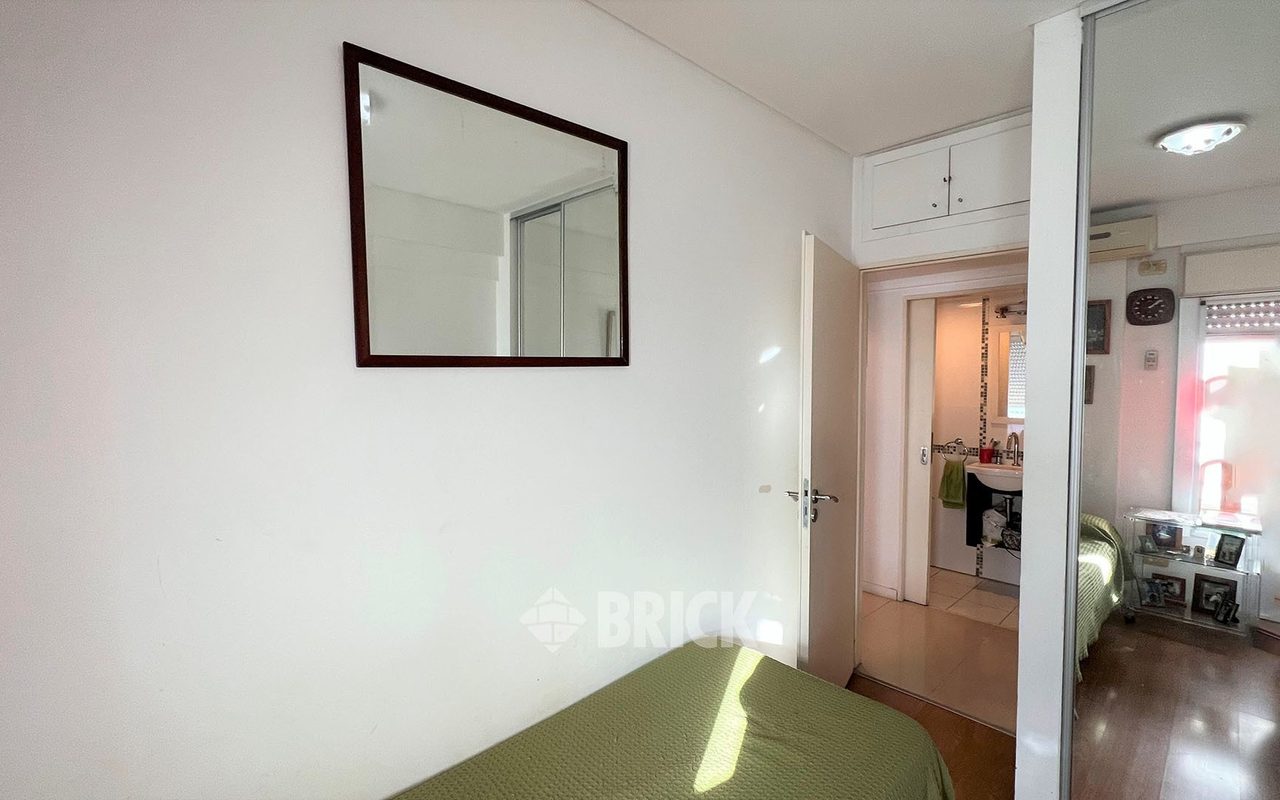 AVELLANEDA, AV. al 1700 Piso 7 11