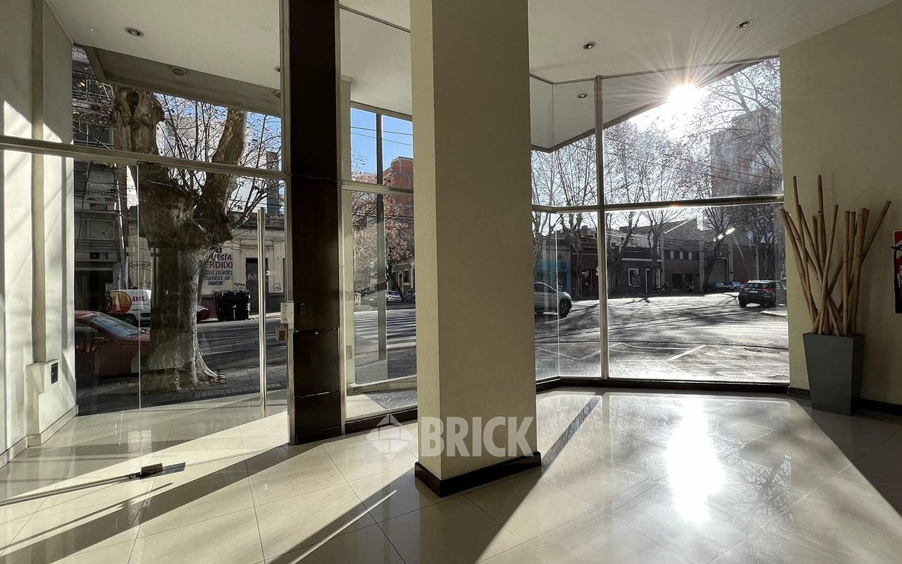 AVELLANEDA, AV. al 1700 Piso 7 23