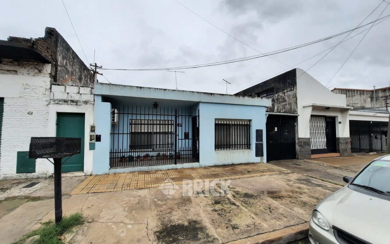 PLAUL, SANTIAGO al 3200 30