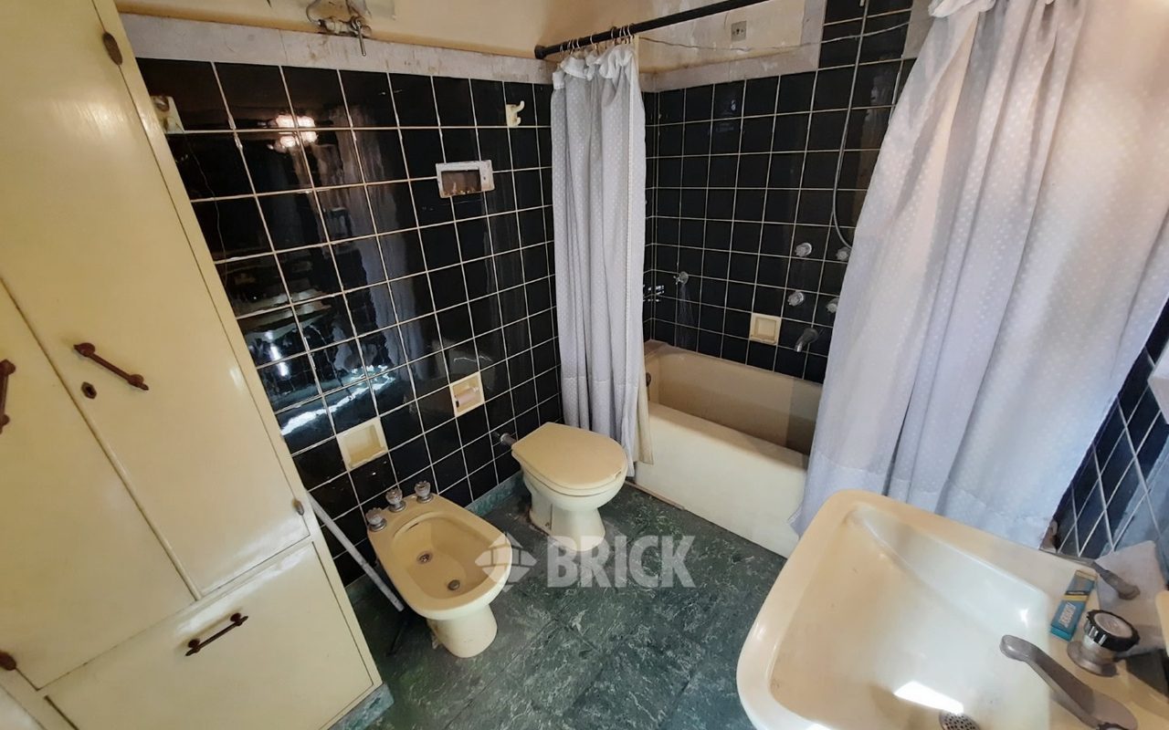 PICHINCHA al 1400 44