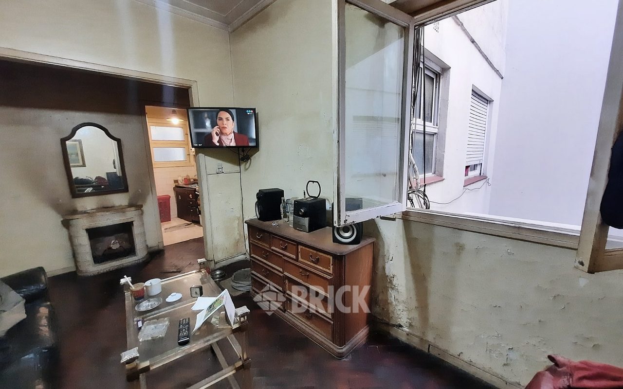 BULNES al 2100 Piso 2 3