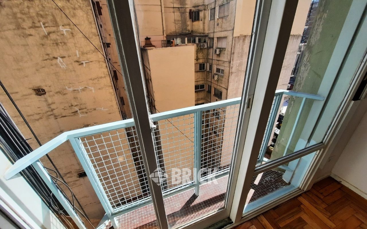 SANTA FE, AV. al 2500 Piso 9 5