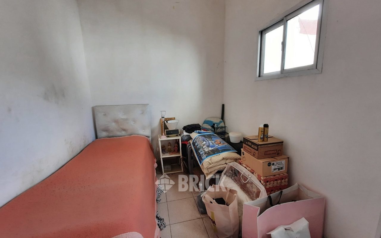 CASEROS, AV. al 2000 Piso 1 13