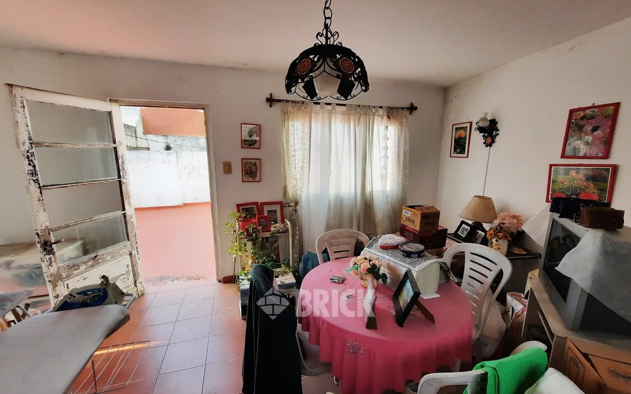 CASEROS, AV. al 2000 Piso 1 17