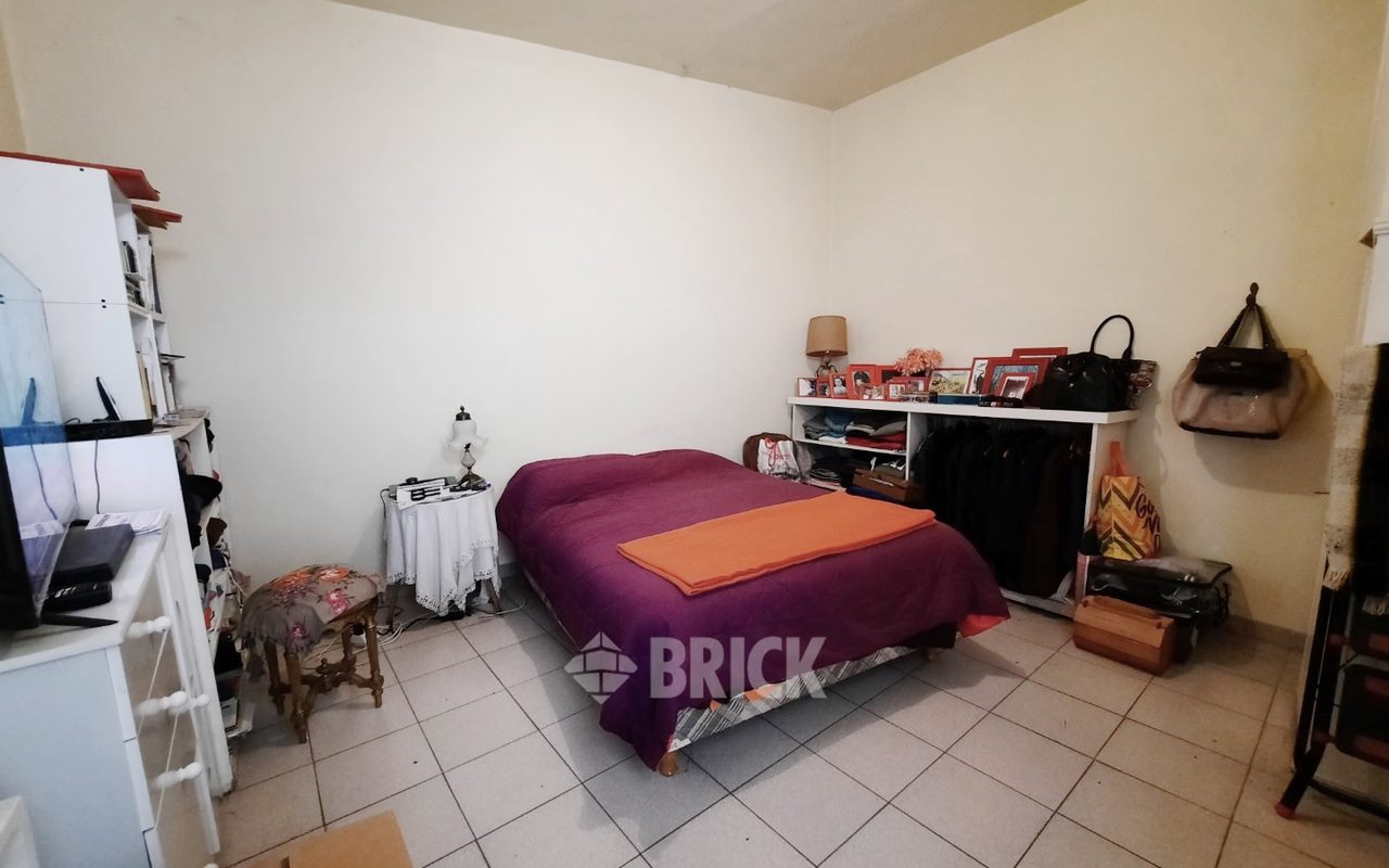 CASEROS, AV. al 2000 Piso 1 8