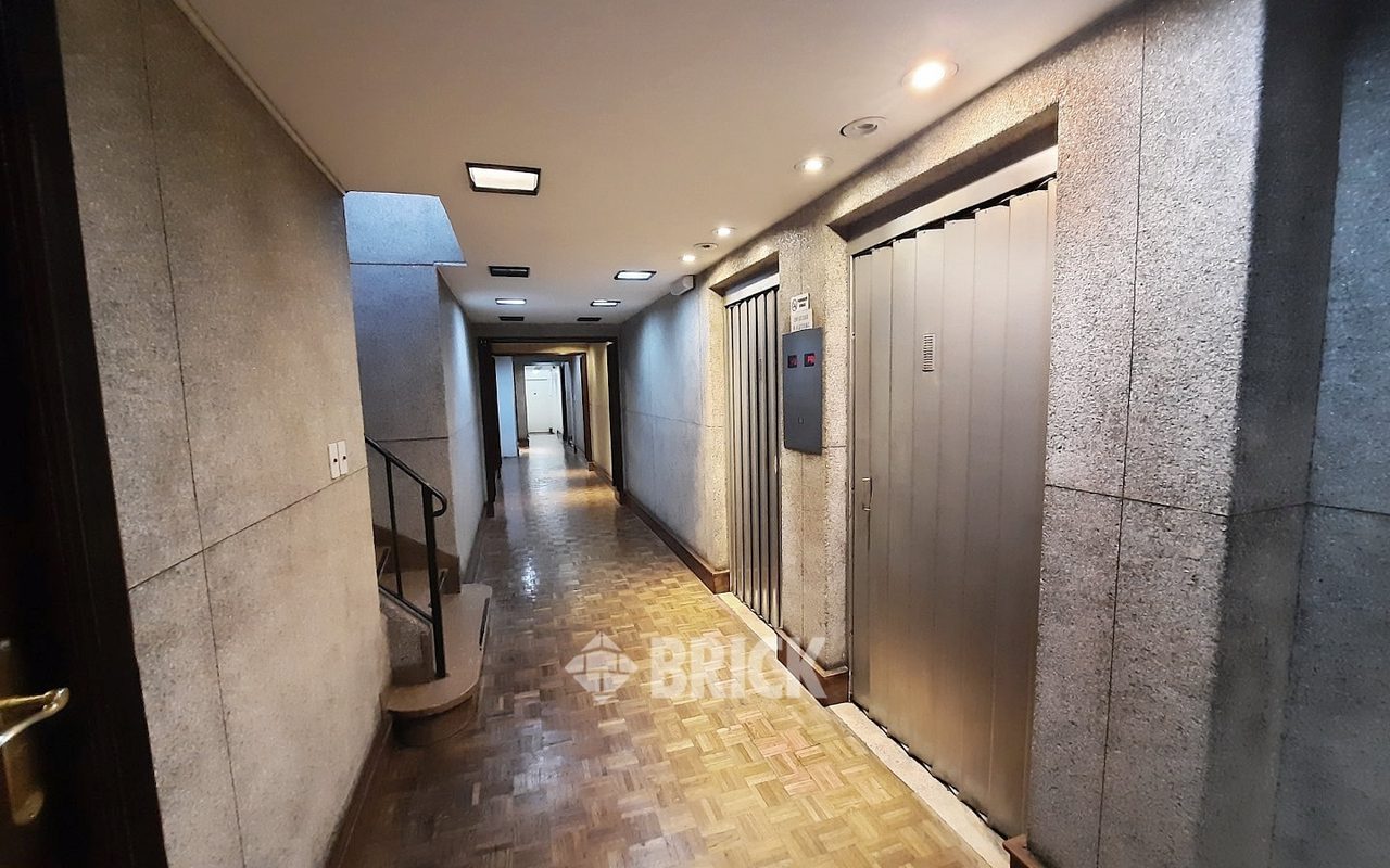 PARAGUAY al 800 Piso 2 18