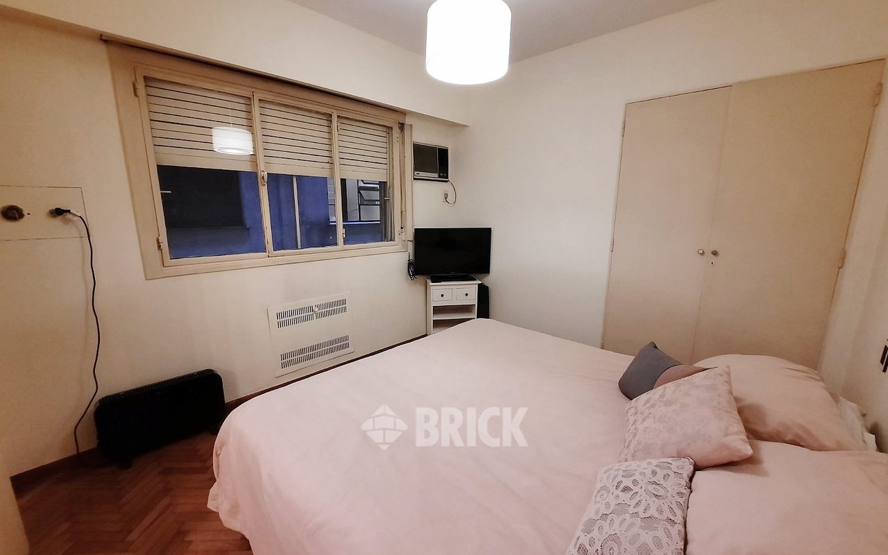 PARAGUAY al 800 Piso 2 8