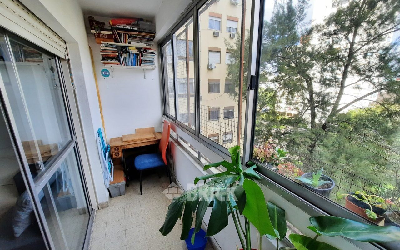 DUMONT, SANTOS al 3300 Piso 5 6