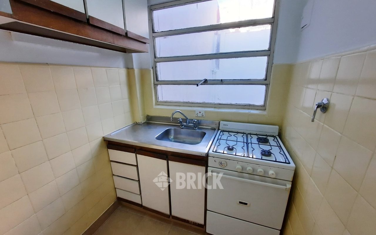 FRIAS, EUSTAQUIO al 200 Piso 8 12