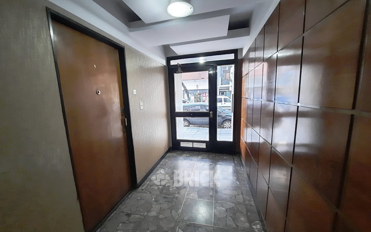 FRIAS, EUSTAQUIO al 200 Piso 8 14