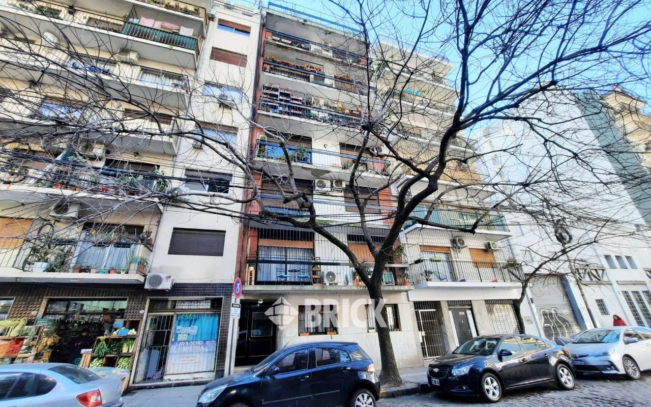 FRIAS, EUSTAQUIO al 200 Piso 8 18