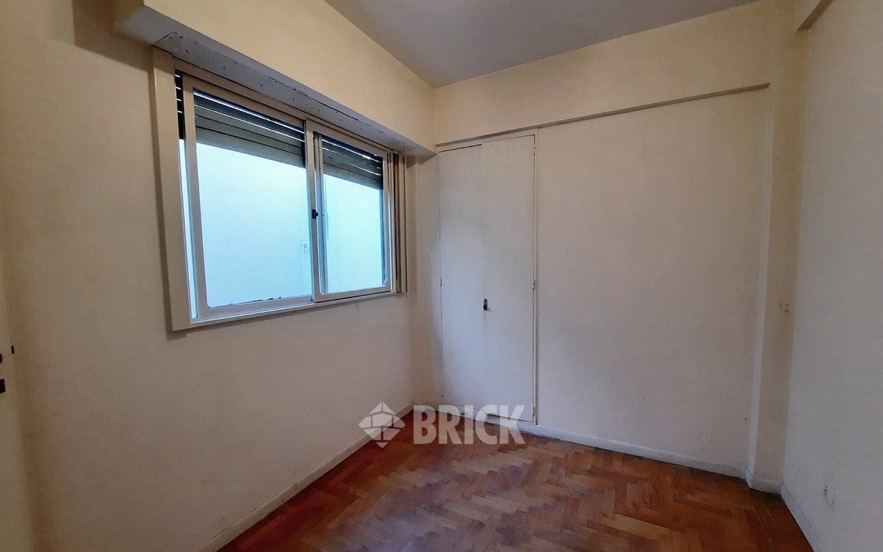 FRIAS, EUSTAQUIO al 200 Piso 8 6