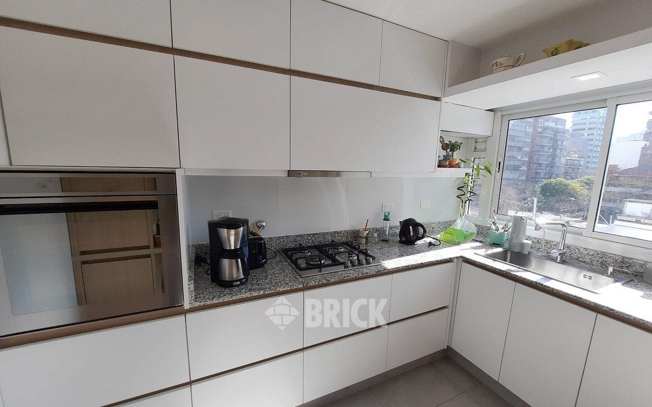 MENDOZA al 5300 Piso 5 28