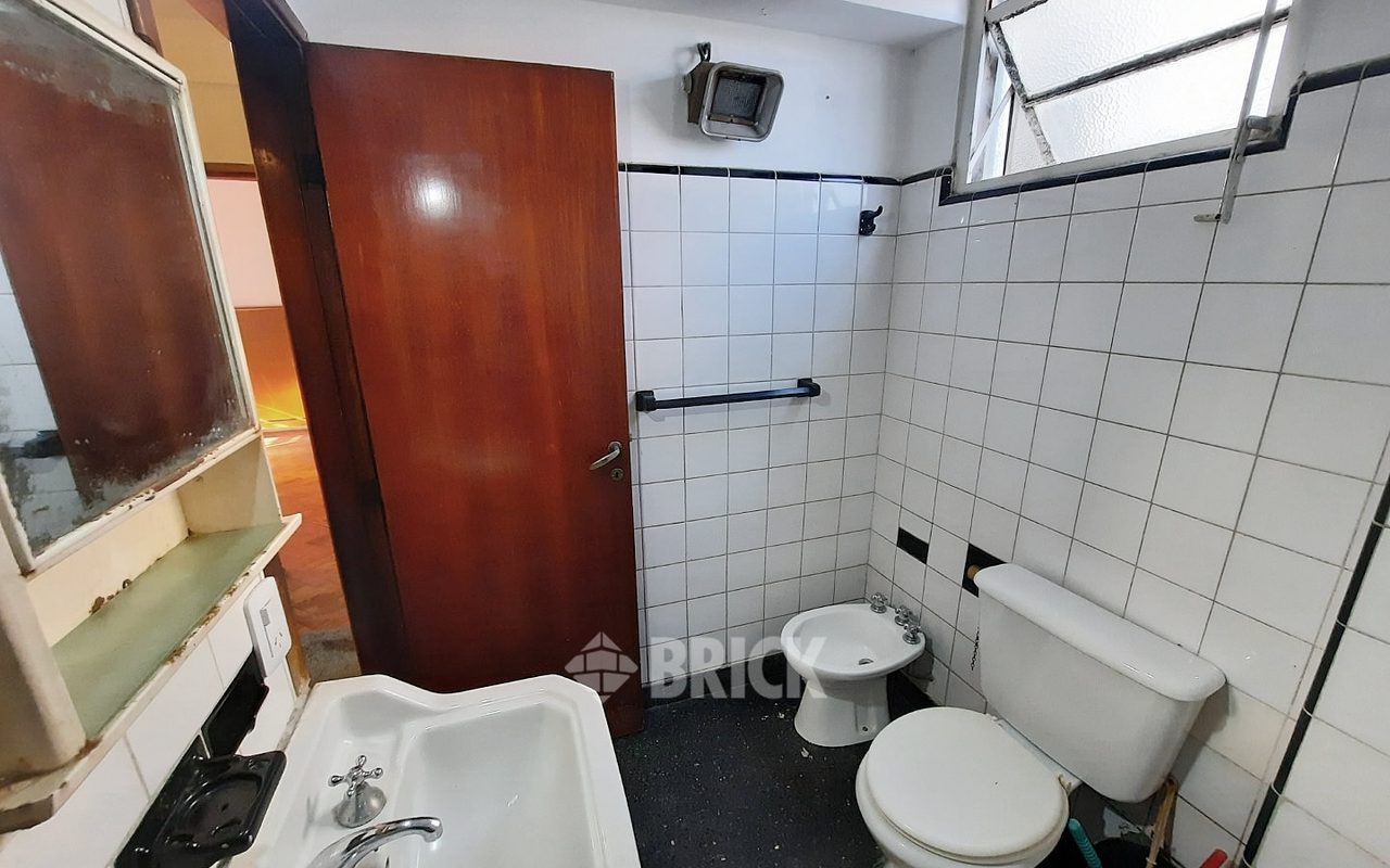 MITRE, BARTOLOME al 2200 Piso 9 11