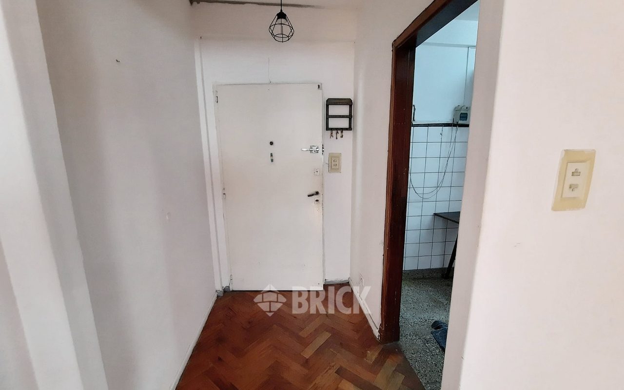 MITRE, BARTOLOME al 2200 Piso 9 12