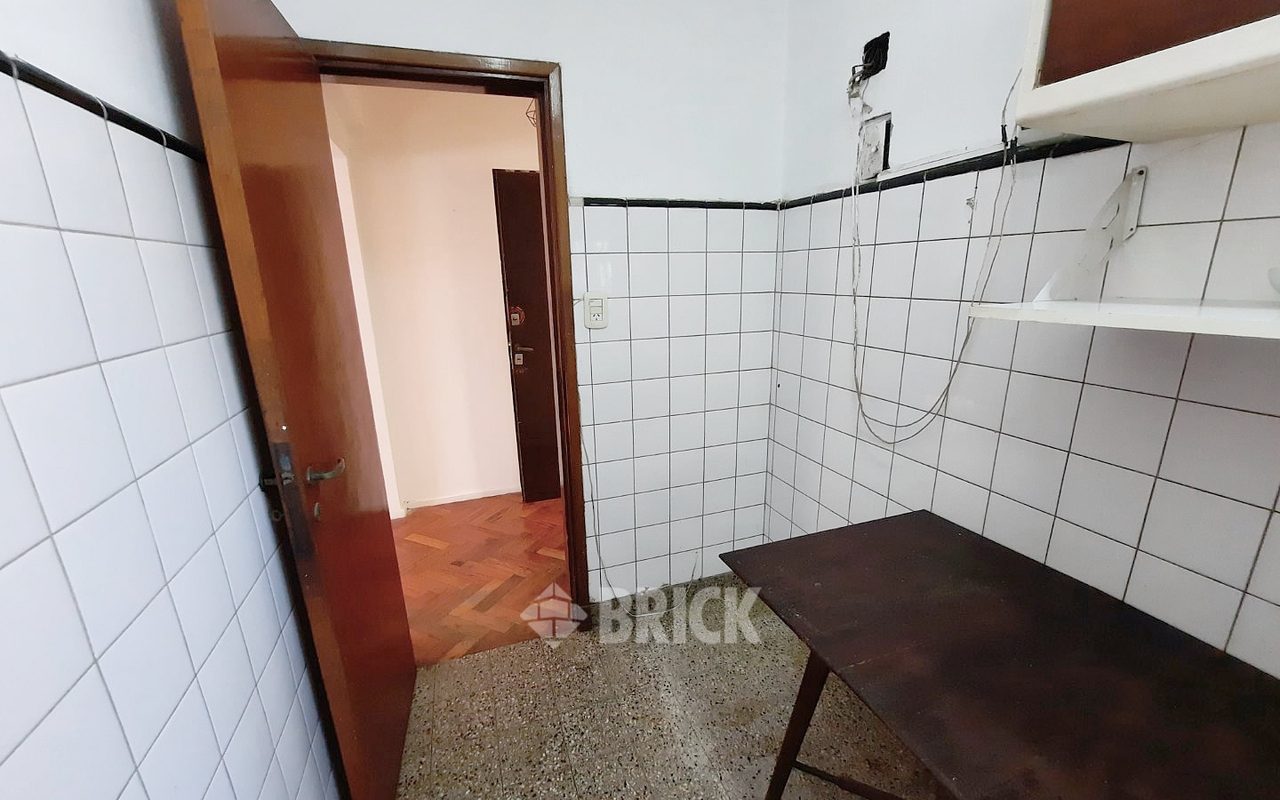 MITRE, BARTOLOME al 2200 Piso 9 14