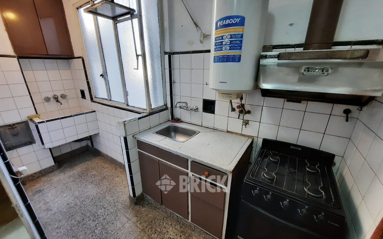 MITRE, BARTOLOME al 2200 Piso 9 15