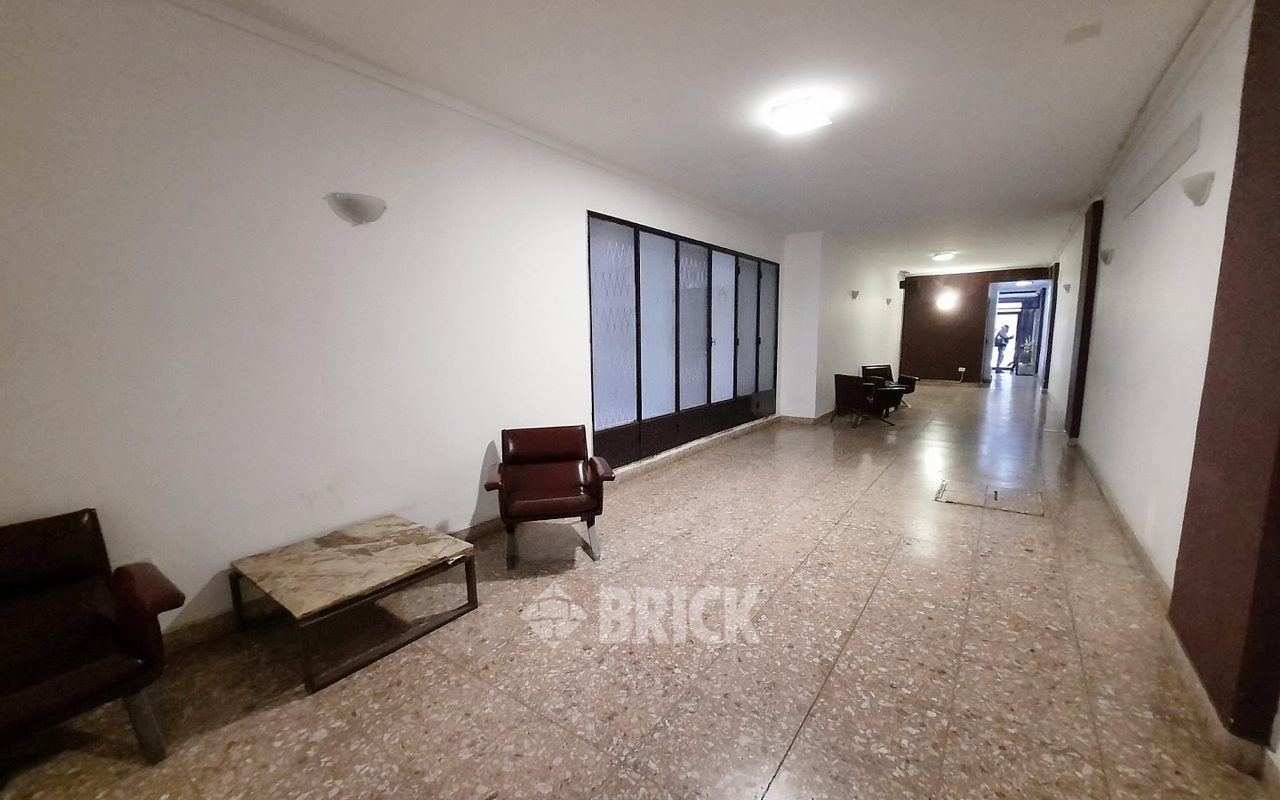 MITRE, BARTOLOME al 2200 Piso 9 23