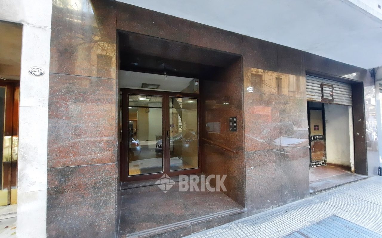 MITRE, BARTOLOME al 2200 Piso 9 24