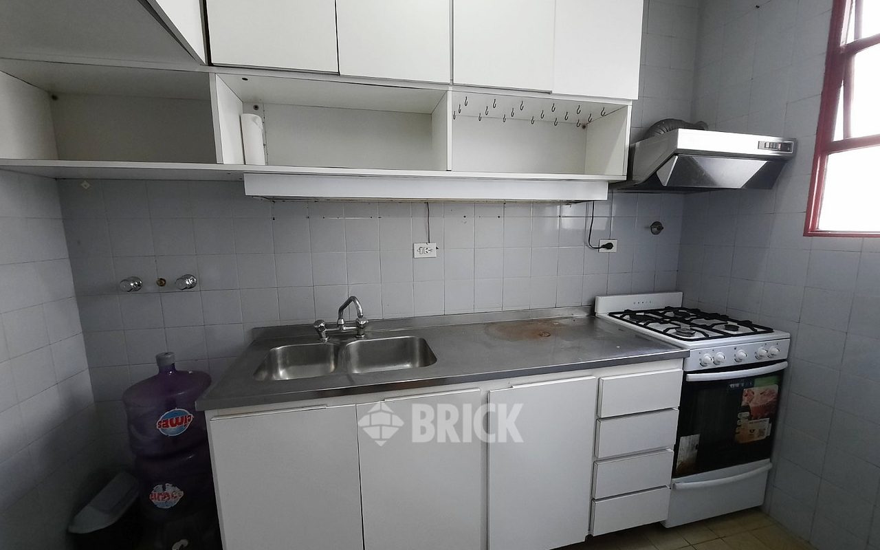 MANSILLA, GRAL. LUCIO al 2500 Piso 2 13