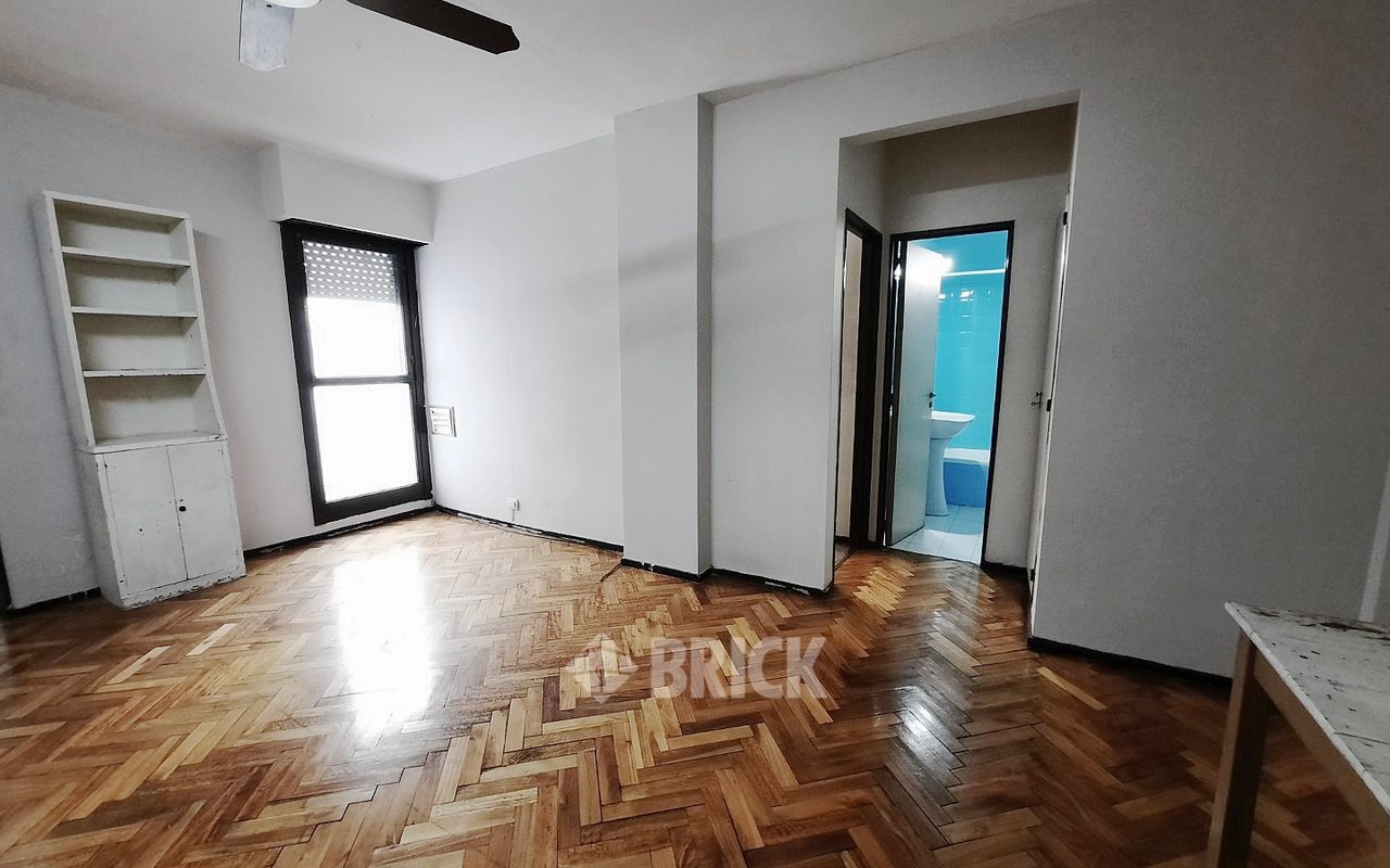 MANSILLA, GRAL. LUCIO al 2500 Piso 2 3