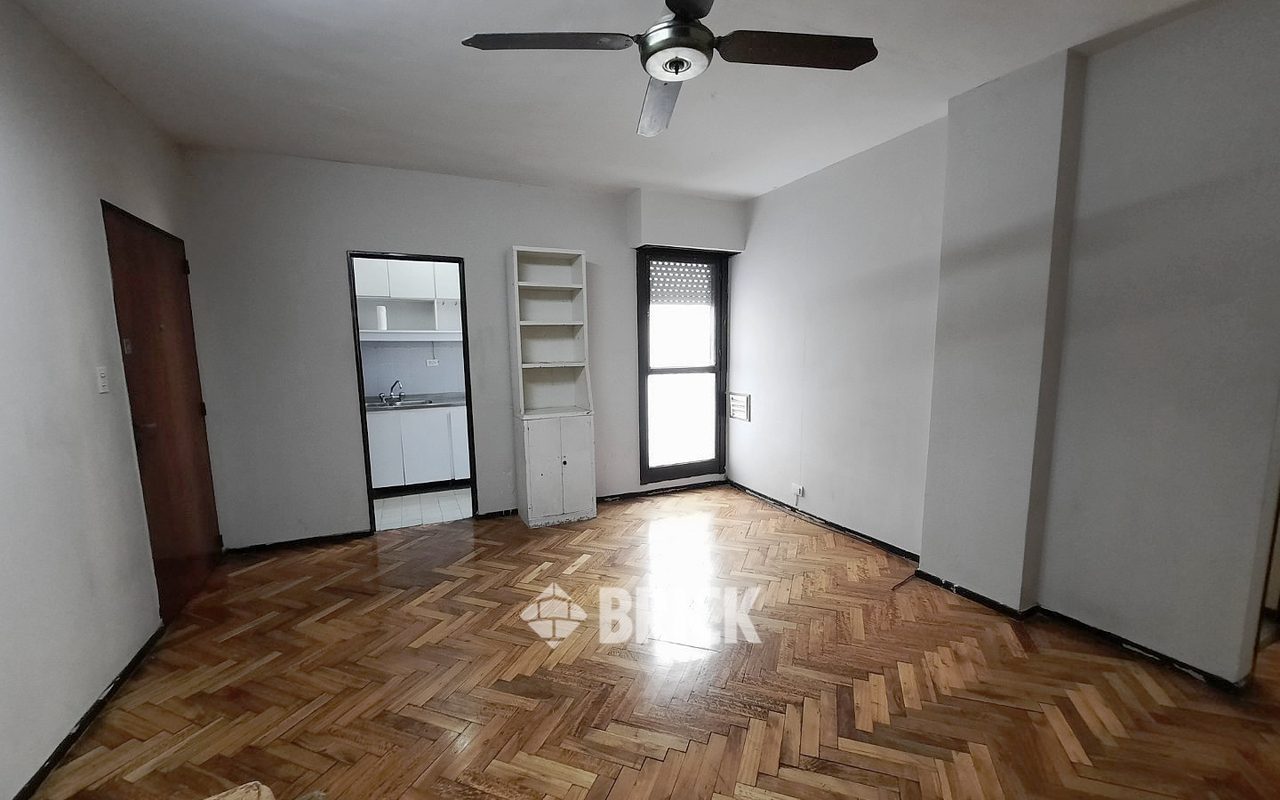 MANSILLA, GRAL. LUCIO al 2500 Piso 2 4