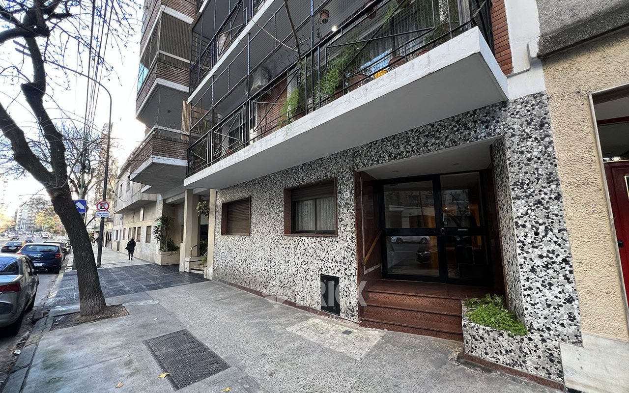 ALBERDI, JUAN B., AV. al 800 Piso 7 12