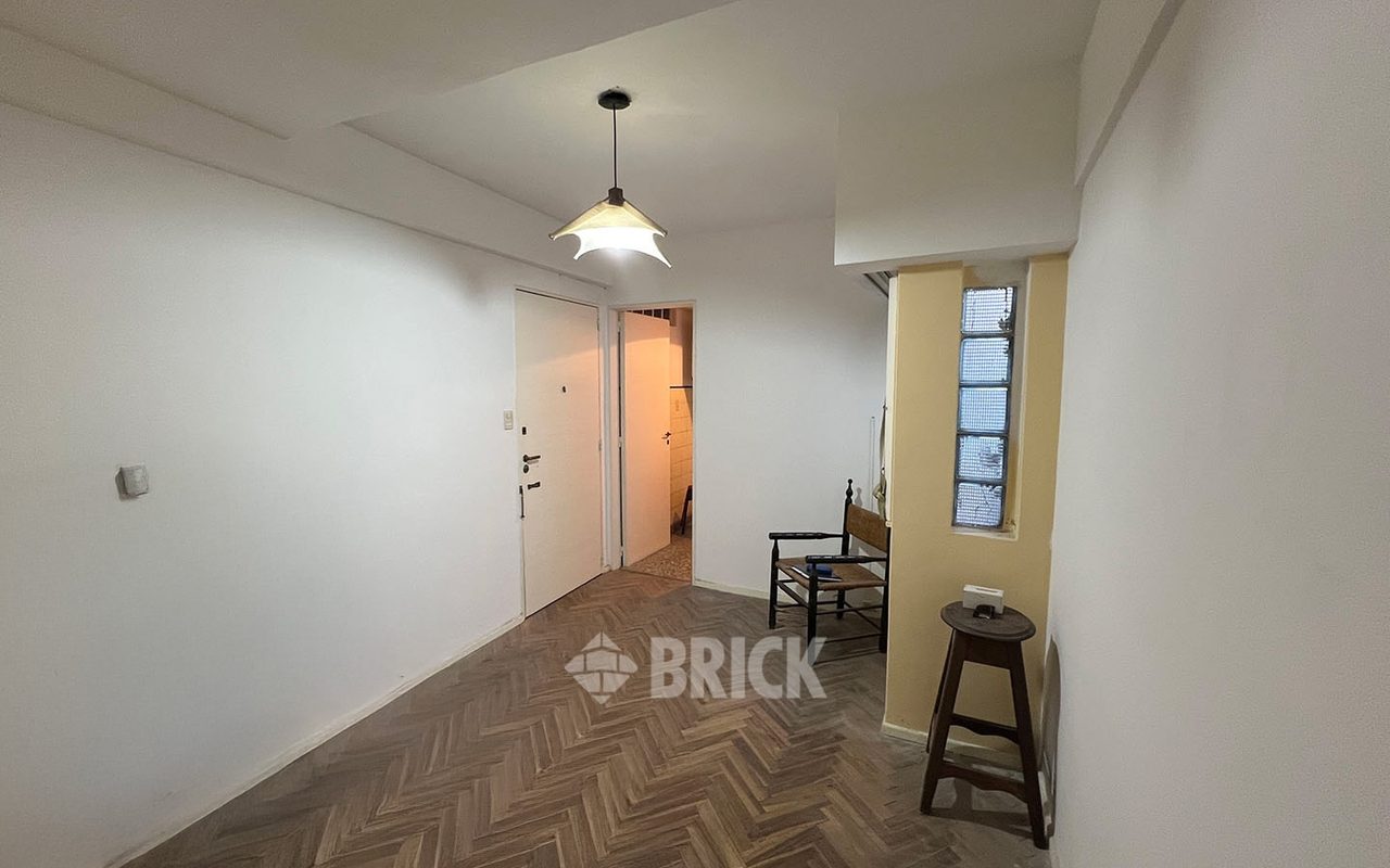 ALBERDI, JUAN B., AV. al 800 Piso 7 3