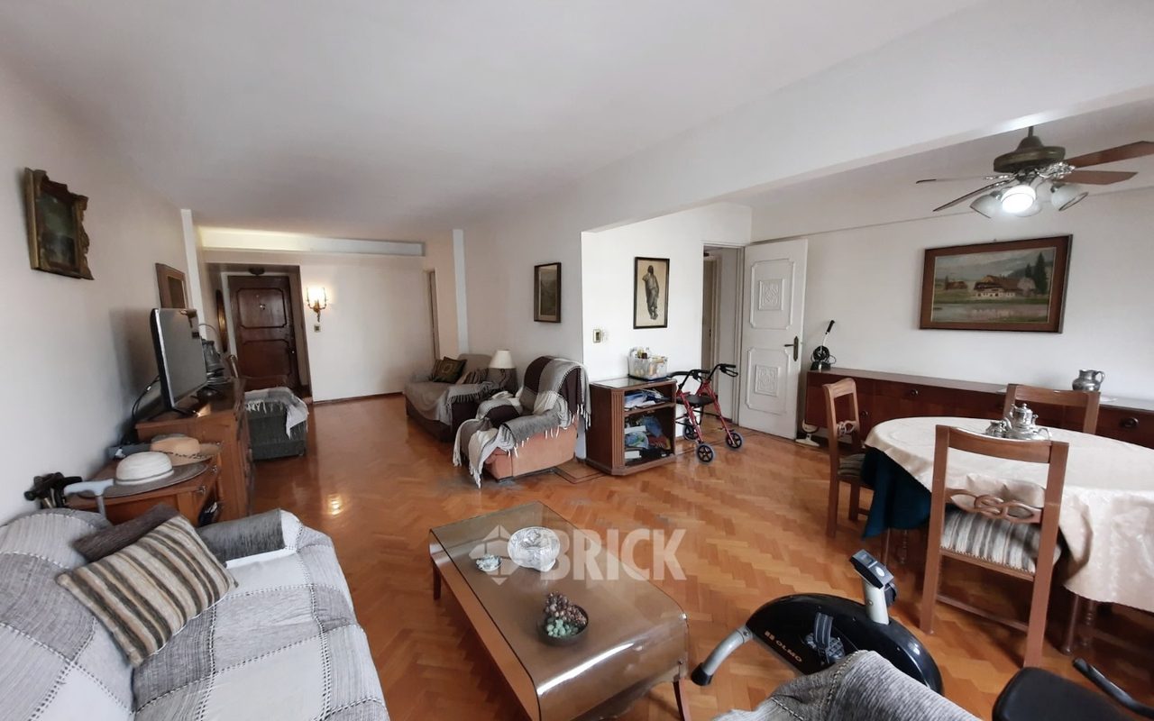 SANTA FE, AV. al 2500 Piso 12 4