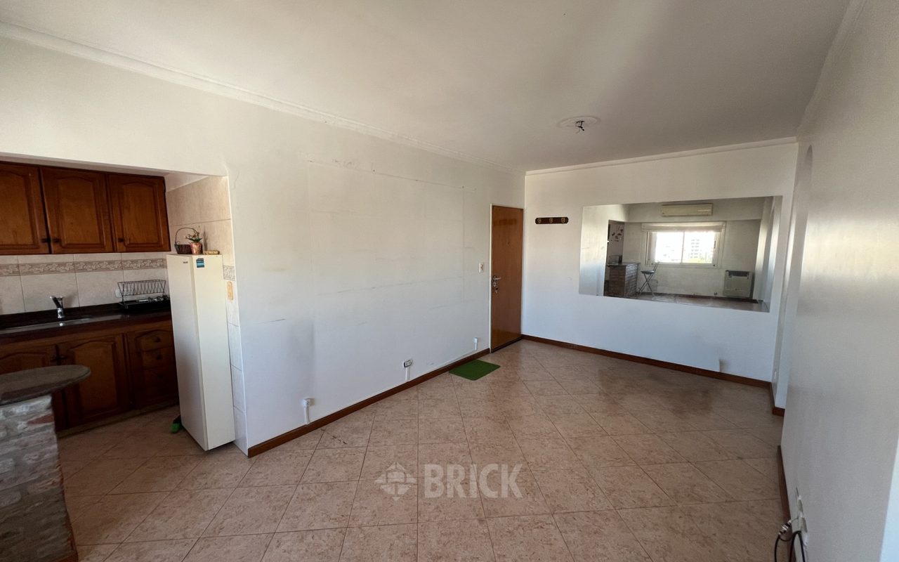 AVELLANEDA, AV. al 2100 Piso 12 5