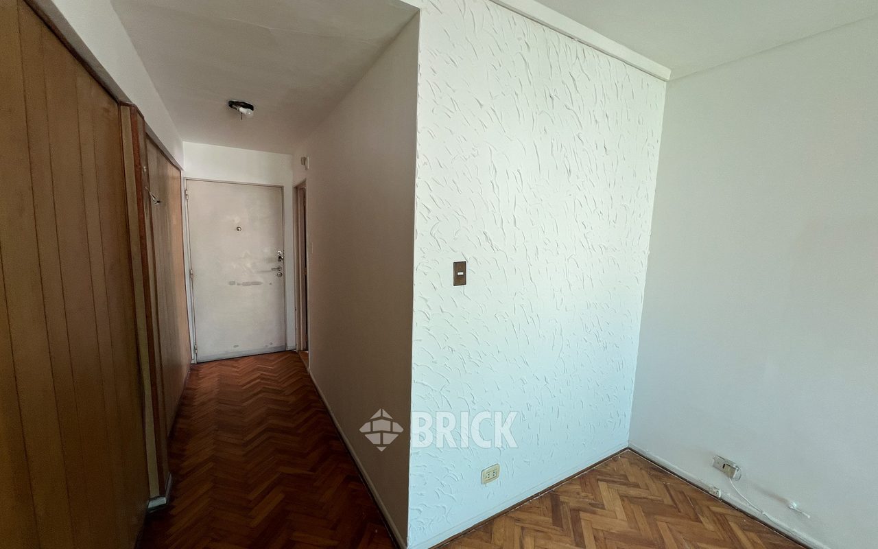 NEUQUEN al 1700 Piso 9 3