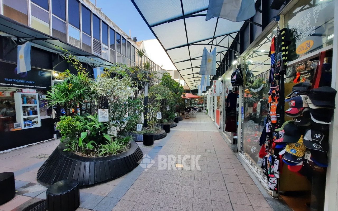 CORRIENTES, AV. al 2500 Piso PB Local 24 16