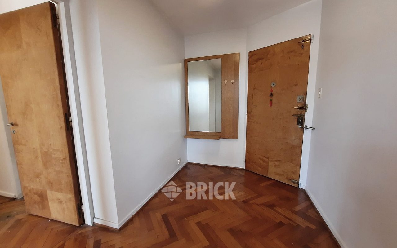 YRIGOYEN, HIPOLITO al 1500 Piso 5 14