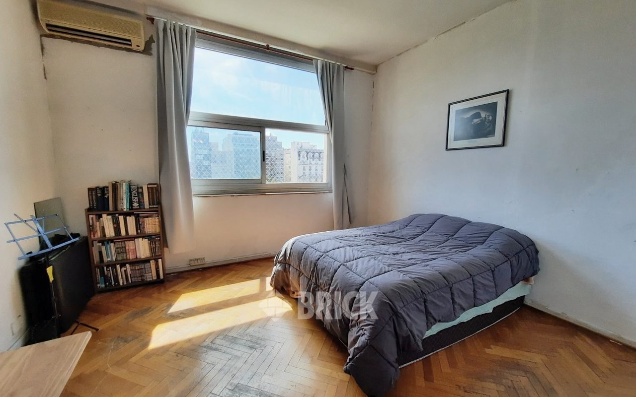 YRIGOYEN, HIPOLITO al 1500 Piso 5 16