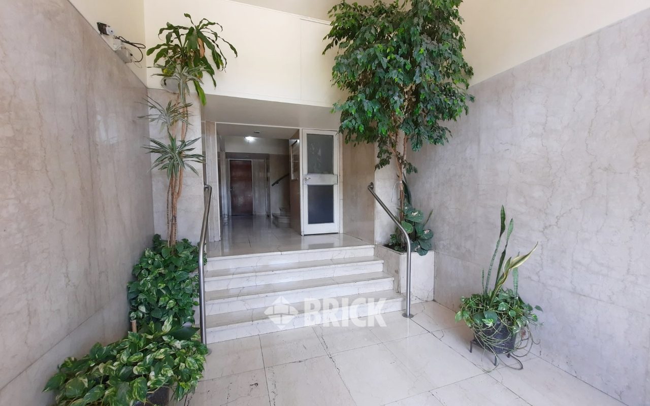 YRIGOYEN, HIPOLITO al 1500 Piso 5 54