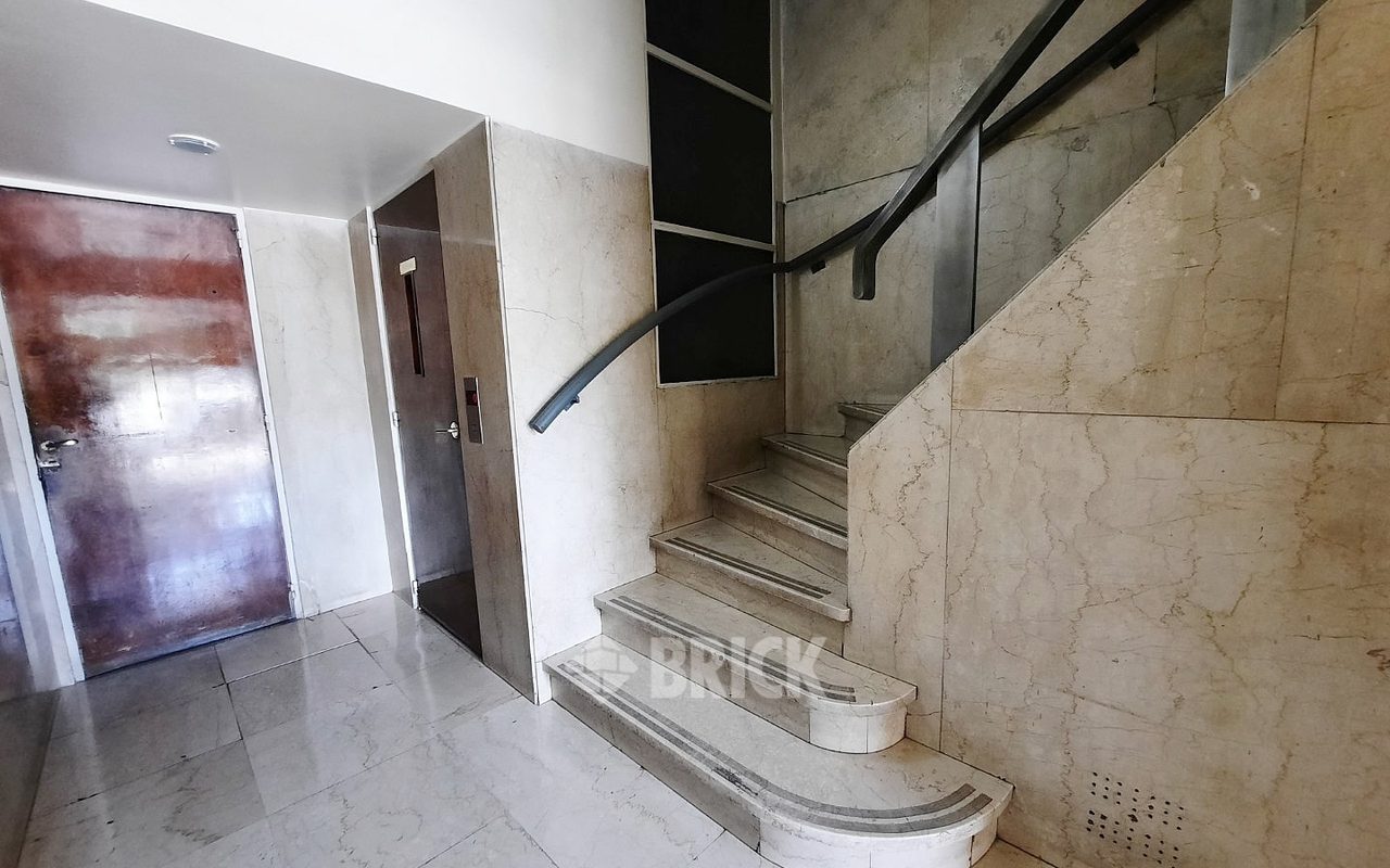 YRIGOYEN, HIPOLITO al 1500 Piso 5 55