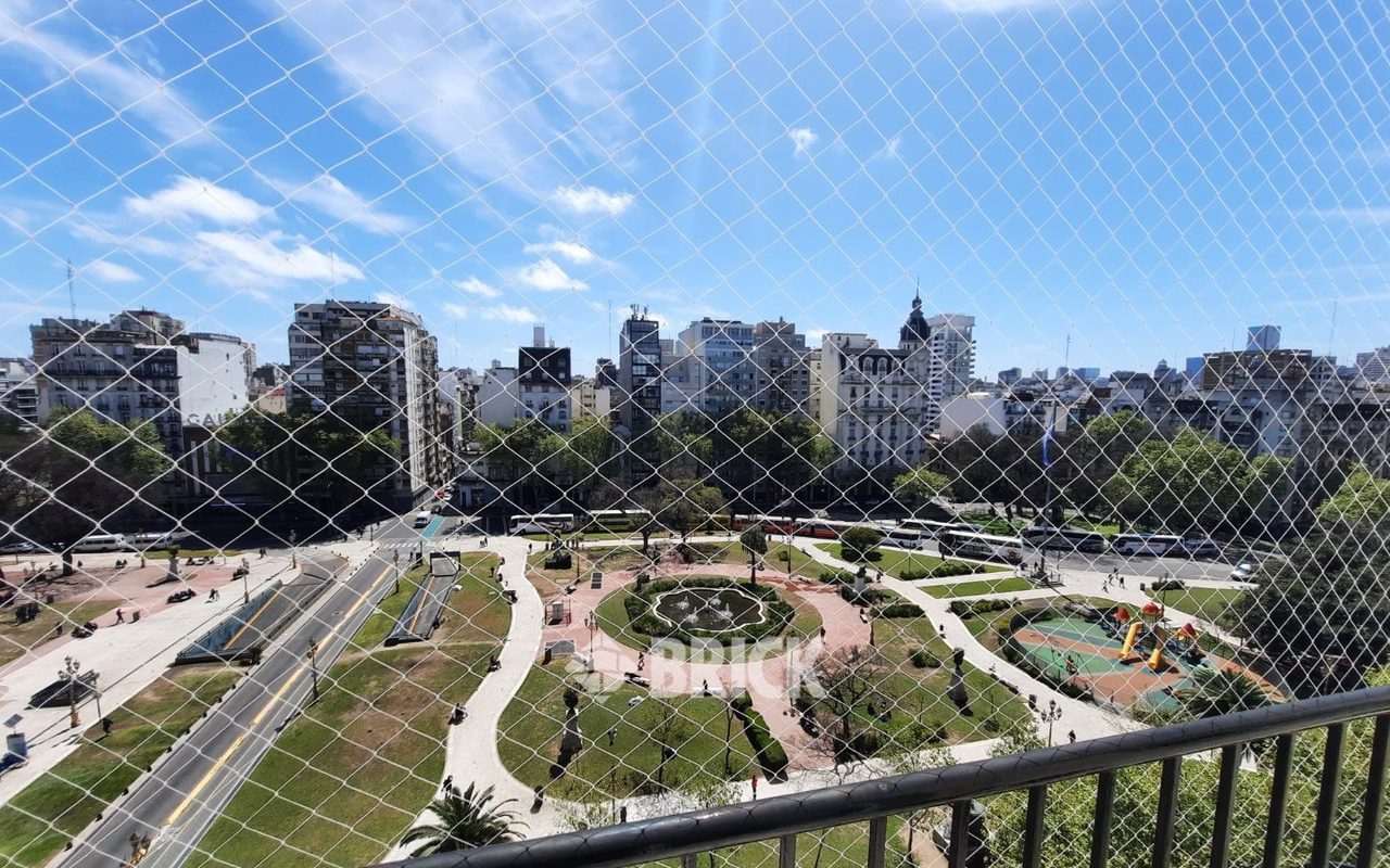 YRIGOYEN, HIPOLITO al 1500 Piso 5 7