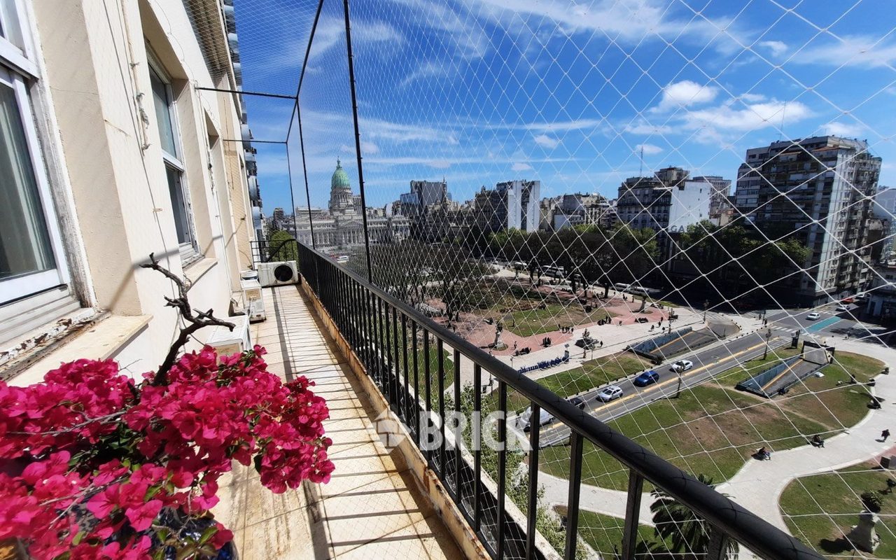 YRIGOYEN, HIPOLITO al 1500 Piso 5 8