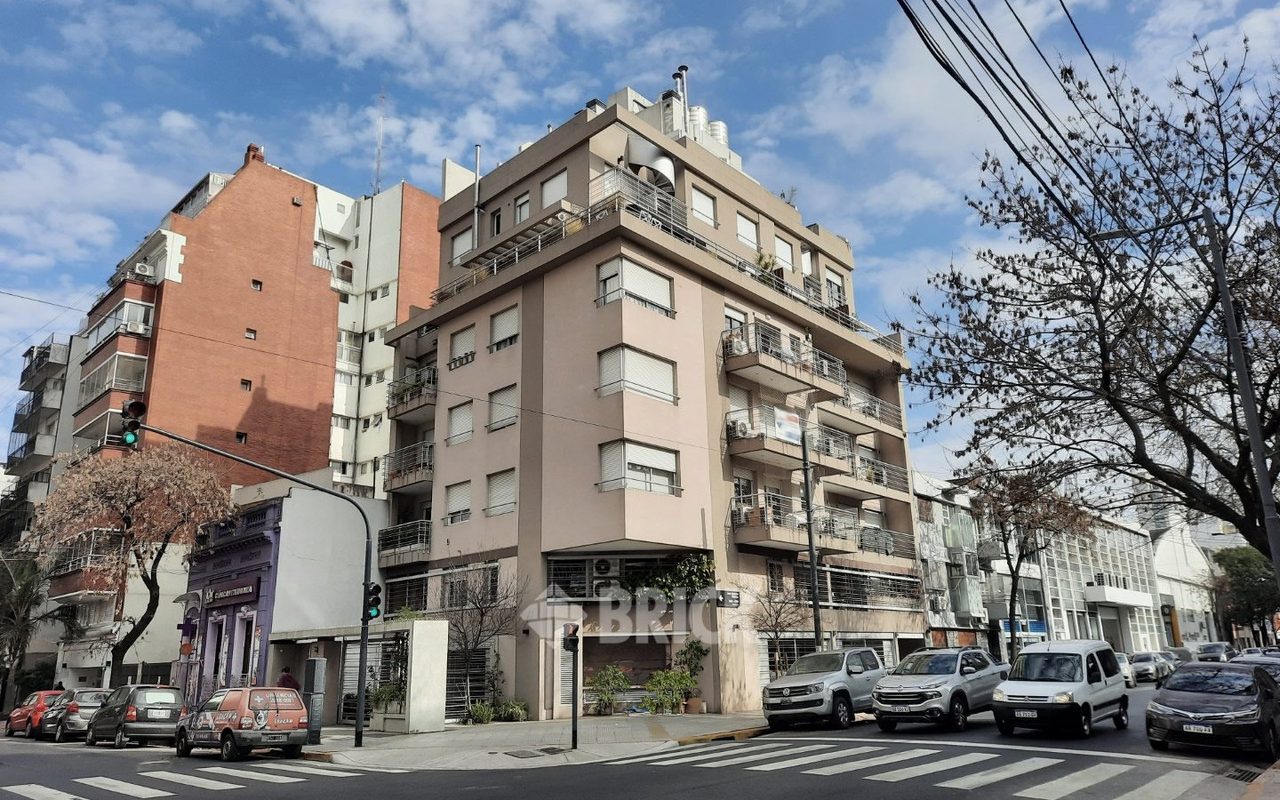 BULNES al 1200 Piso 6 40