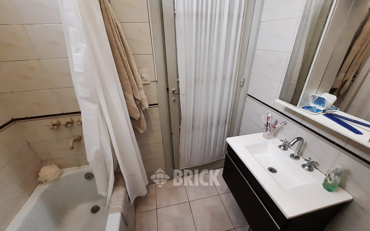 TUCUMAN al 2300 Piso 3 13